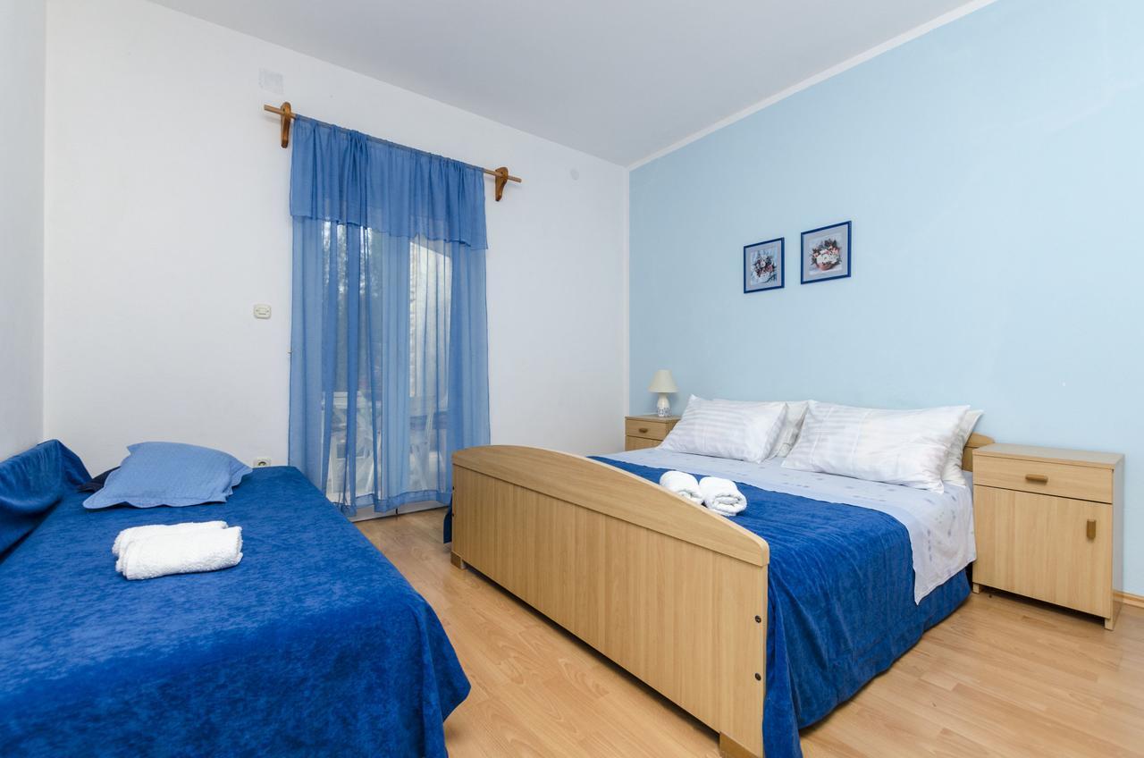 Apartments Helena Иван-Долац Экстерьер фото